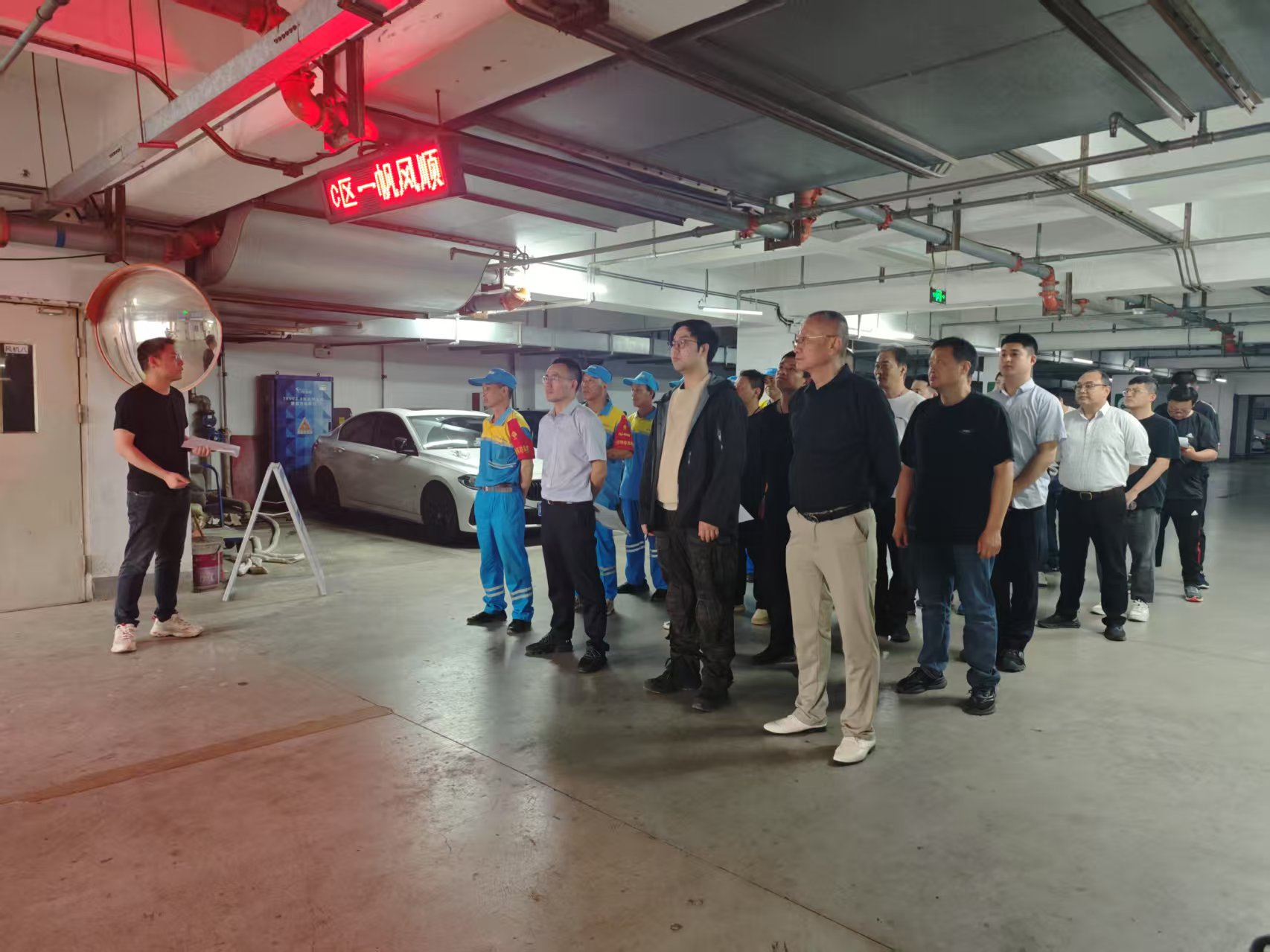 泊车集团开展防汛应急消防演练活动